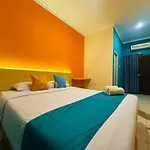 Sans Hotel Skyland Pasteur Bandung