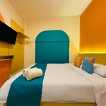 Sans Hotel Skyland Pasteur Bandung