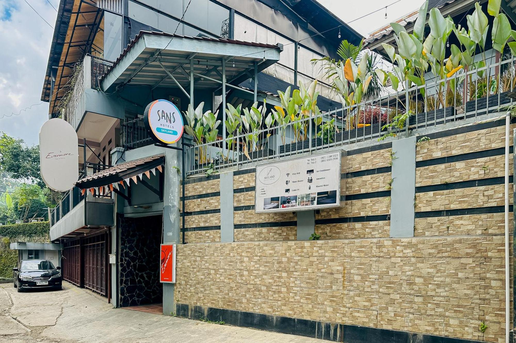 Sans Skyland Pasteur Bandung